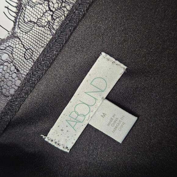 Abound Black Faux Button Lace Trim Dressy Tank Boxy Size Medium Sexy Romantic - Picture 3 of 9